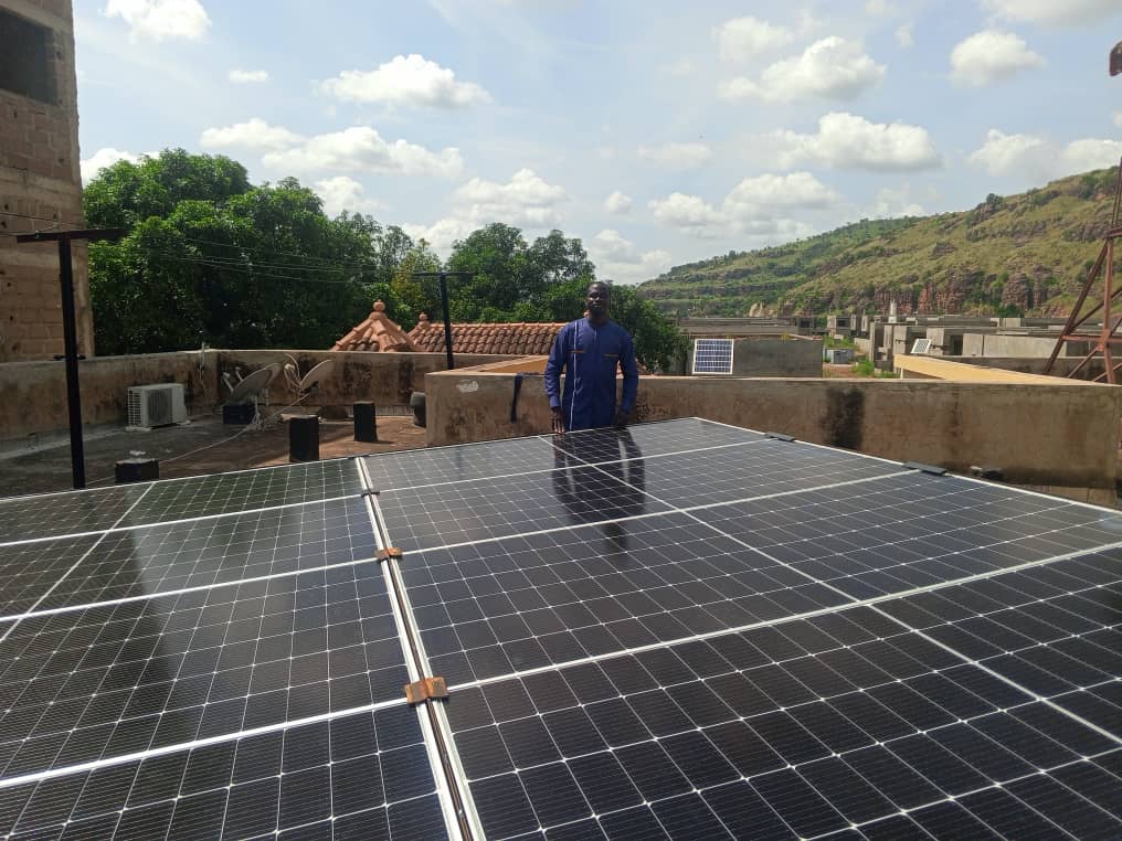 Installation solaire en cours